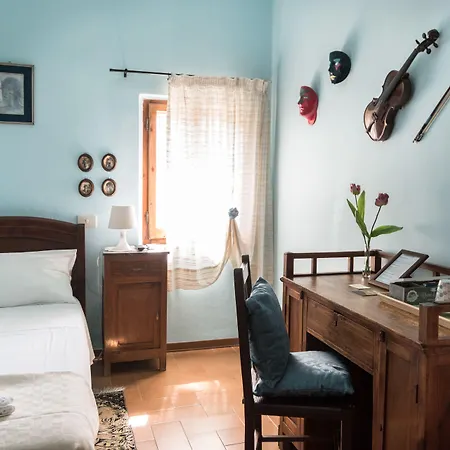 Cantico Delle Creature Bed & Breakfast 3*