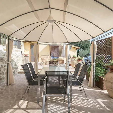 Cantico Delle Creature Bed & Breakfast 3*