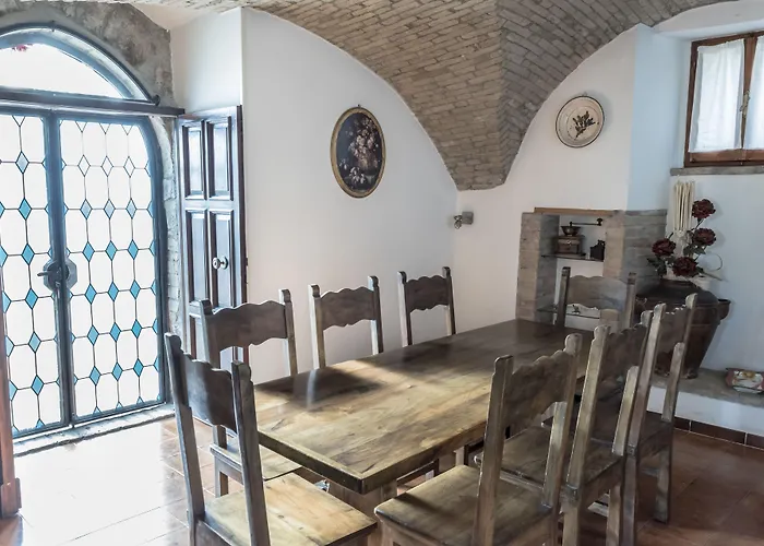 Cantico Delle Creature Couette-café