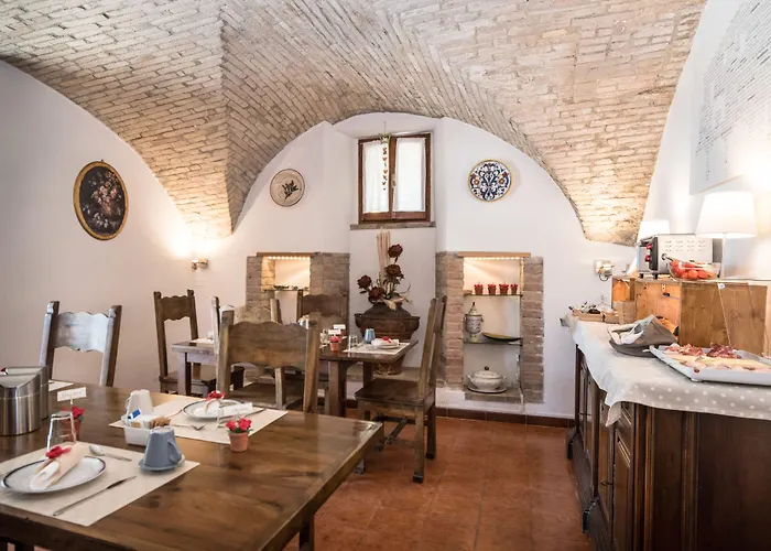 Cantico Delle Creature Couette-café 3*