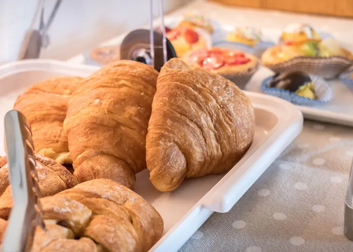 Cantico Delle Creature Couette-café